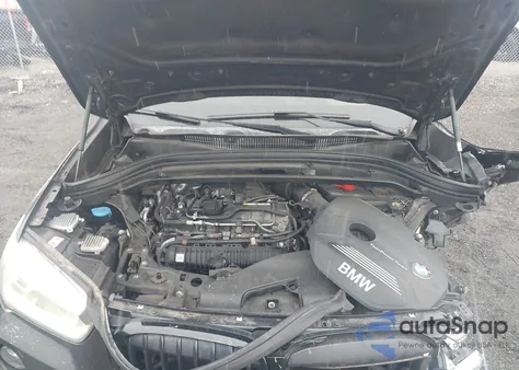 2016 BMW X1 xDrive28I z USA, uszkodzony, nr VIN WBXHT3C33G5E47989